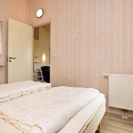 6 Person In Дом отдыха